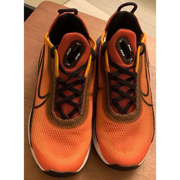 Nike Air Max 2090 Magma Orange 2020 (Youth 5.5) Size 5.5Y - Picture 3 of 16